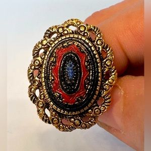 Vintage Sarah Coventry Resizable Ring